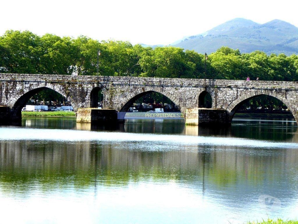 Terrenos Ponte de Lima - Fotos para Terreno urbano p construção de MORADIA de cave e r chão. Ponte
