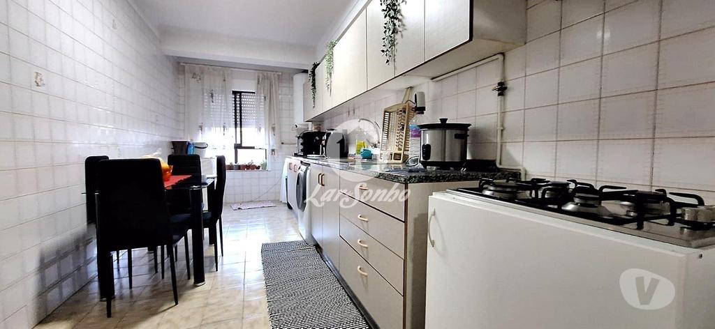 Apartamentos a venda Barcelos - Fotos para Barcelos-Apartamento T4 com garagem em Barcelos (265-A-01531)