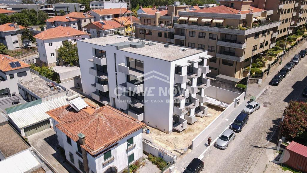 Apartamentos a venda Vila Nova de Gaia - Fotos para T3 NOVO - último piso - 3 frentes - vistas mar - garagem BOX 3