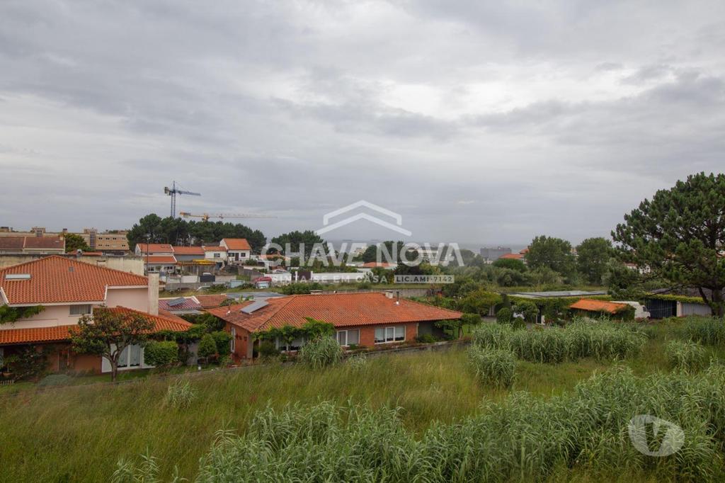 Apartamentos a venda Vila Nova de Gaia - Fotos para Apartamento T3 vista mar 2 frentes varanda Garagem e Arrumo