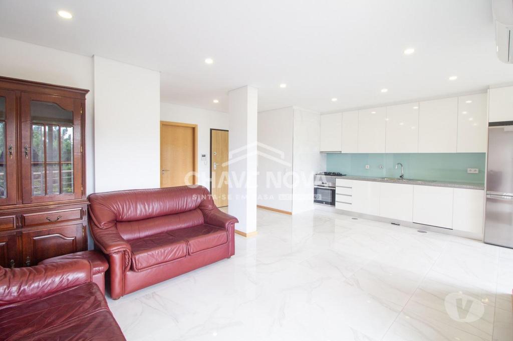 Apartamentos a venda Vila Nova de Gaia - Fotos para Apartamento T3 vista mar 2 frentes varanda Garagem e Arrumo