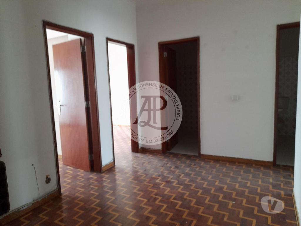 Imóveis para alugar Almada - Fotos para AV 25 DE ABRIL 4 5DTO