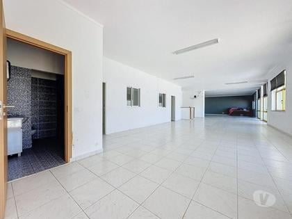 Comprar Loja - Fotos para Loja PORTIMÃO - Excelente Oportunidade de Investimento