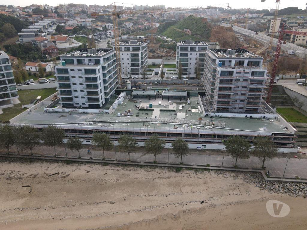 Apartamentos a venda Vila Nova de Gaia - Fotos para Apartamento T1 Novo c Lugar de Garagem e Arrumo em Canidelo