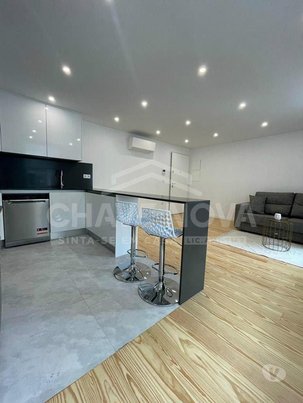 Apartamentos a venda Vila Nova de Gaia - Fotos para Apartamento T1 Novo em Vila Nova de Gaia junto à Ponte D. Luís