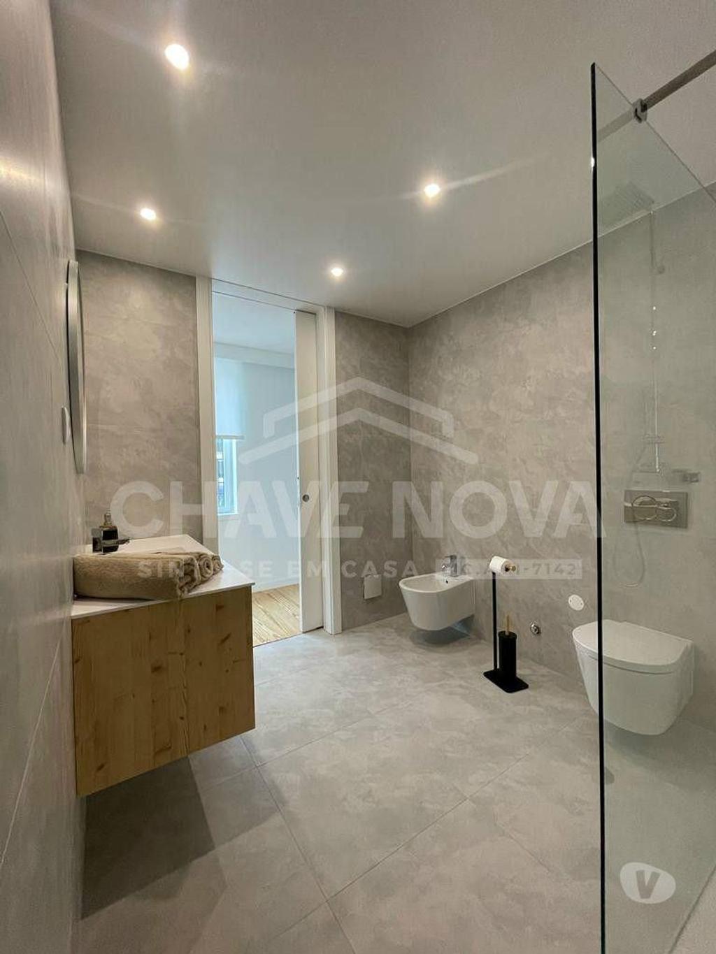 Apartamentos a venda Vila Nova de Gaia - Fotos para Apartamento T1 Novo em Vila Nova de Gaia junto à Ponte D. Luís