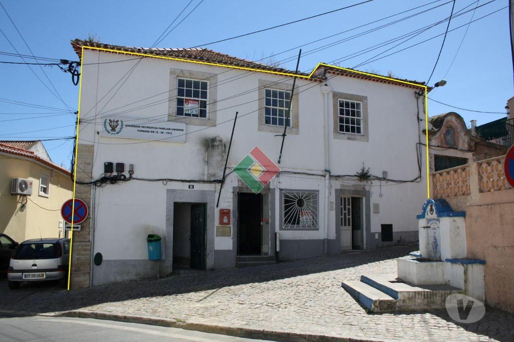Comprar Loja Loures - Fotos para Prédio Comercial Escritórios, para venda, Loures - Camarate,...