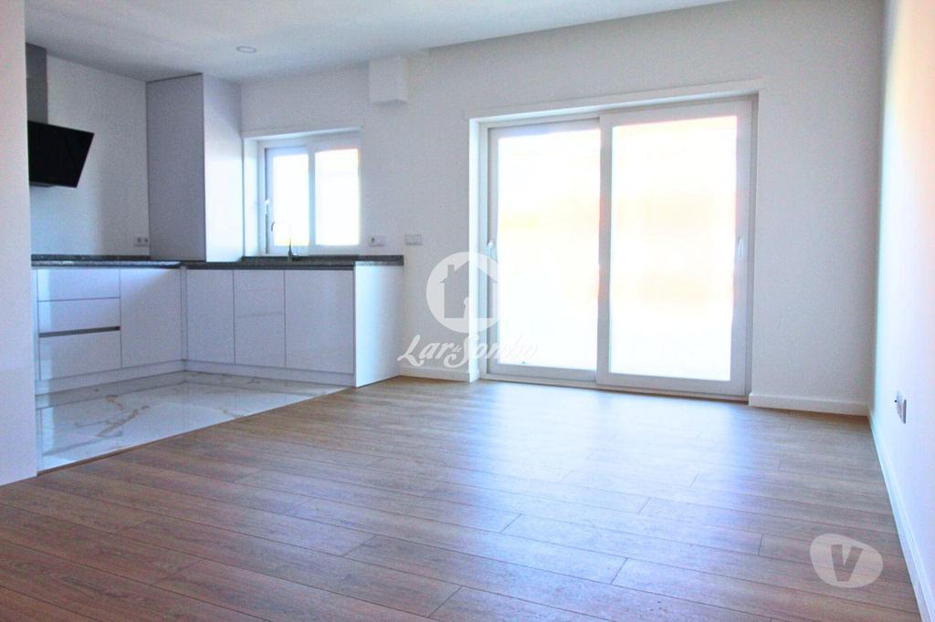 Apartamentos a venda Barcelos - Fotos para Apartamento, como novo, para venda, Barcelos - Barcelos, V.Boa,