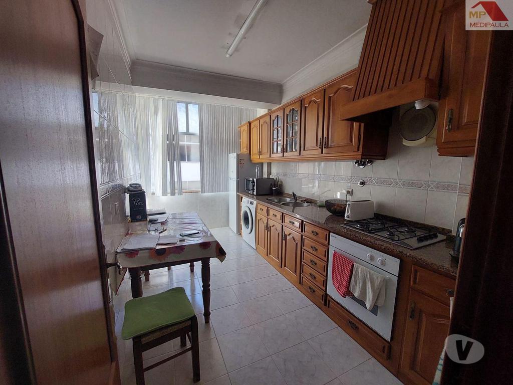 Apartamentos a venda Sintra - Fotos para T 2 Queluz centro - bem localizado - 2 frentes solares - Boas