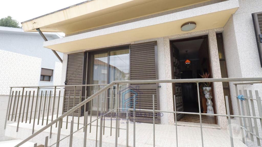 Apartamentos a venda Gondomar - Fotos para Moradia Bifamiliar 3 Frentes - Fânzeres Soldado (MO1296)