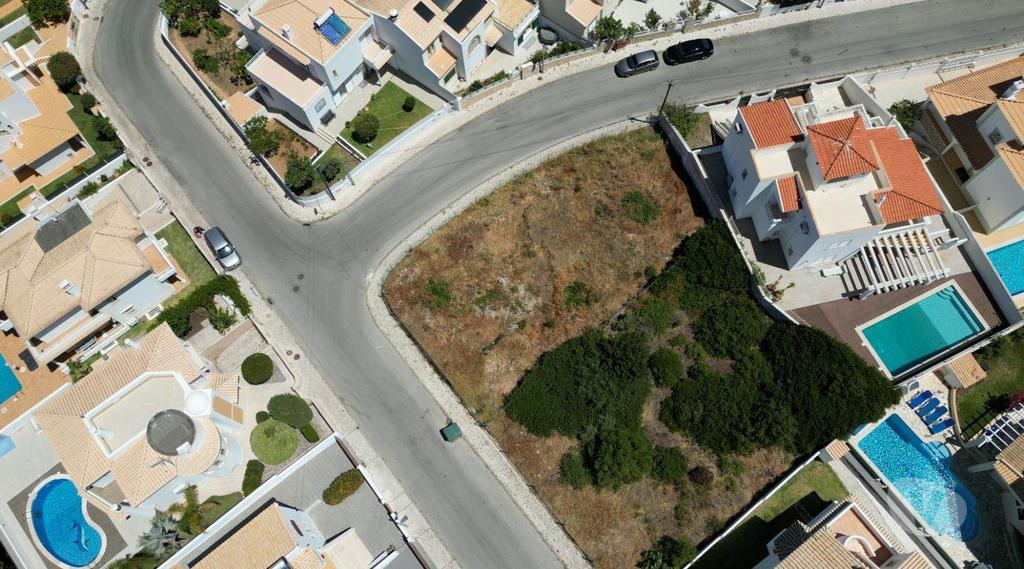 Terrenos Albufeira - Fotos para Terreno Urbano com Projeto Aprovado a 3 Min da Praia do Inatel