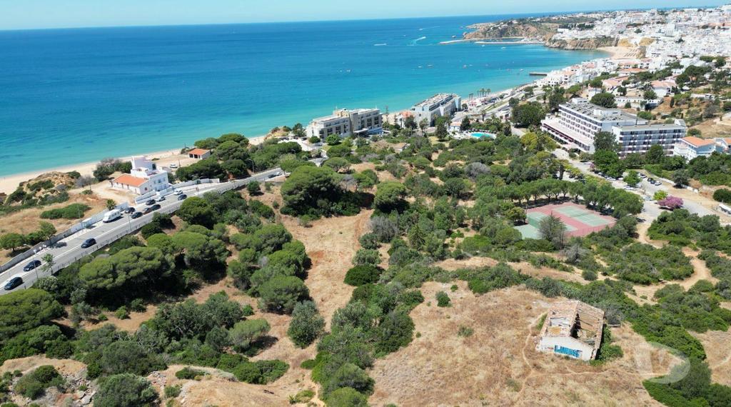 Terrenos Albufeira - Fotos para Terreno Urbano com Projeto Aprovado a 3 Min da Praia do Inatel