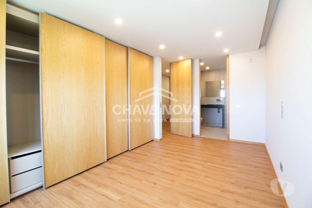 Apartamentos a venda Porto - Fotos para Apartamento T3+1 à venda na rua de Damião de Góis - Porto