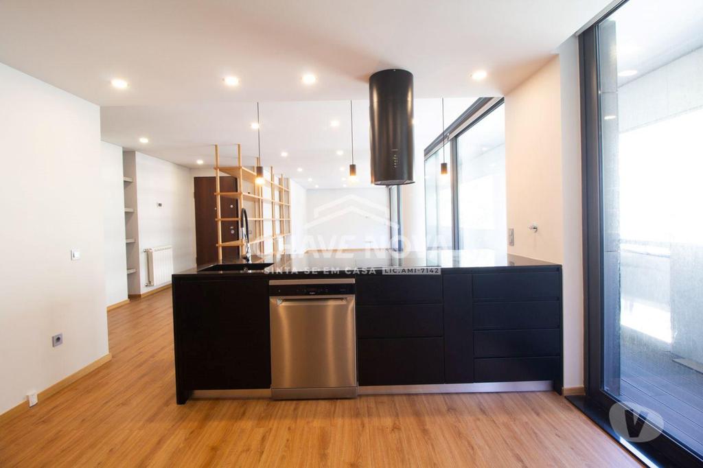 Apartamentos a venda Porto - Fotos para Apartamento T3+1 à venda na rua de Damião de Góis - Porto