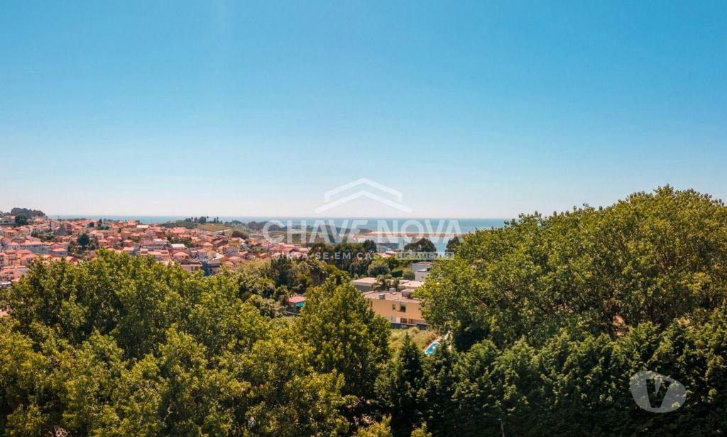 Apartamentos a venda Vila Nova de Gaia - Fotos para Vila-nova-de-gaia-T3 com vistas para a foz do Douro (AR 04424)