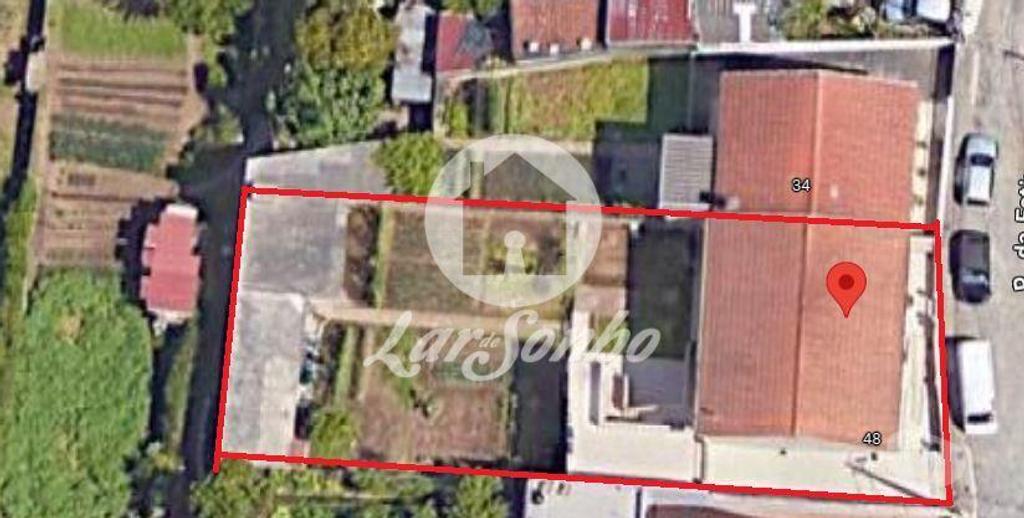 Apartamentos a venda Gondomar - Fotos para Moradia Bi-familiar T6 de 3 Frentes à Venda em Fânzeres
