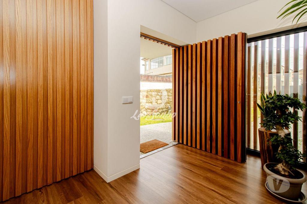 Apartamentos a venda Vila do Conde - Fotos para Moradia T3 Térrea COMO NOVA em Mosteiró, Vila do Conde.