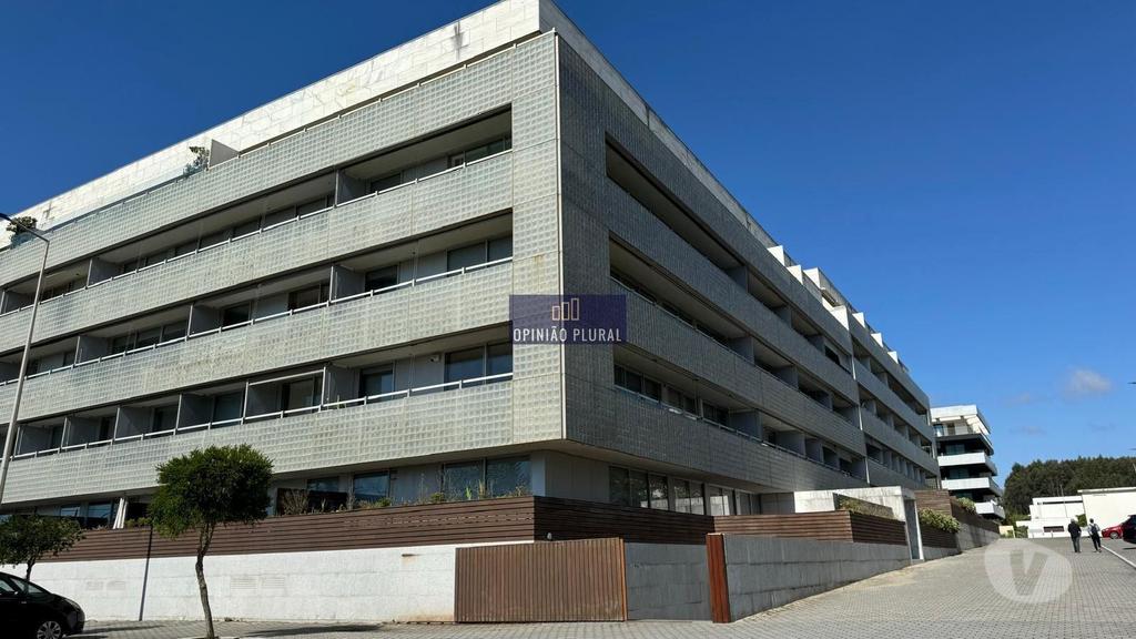 Imóveis para alugar Vila Nova de Gaia - Fotos para Apartamento T3 com Terraço e Garagem Box para 2 Carros