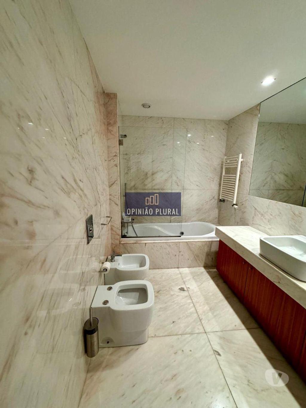Imóveis para alugar Vila Nova de Gaia - Fotos para Apartamento T3 com Terraço e Garagem Box para 2 Carros