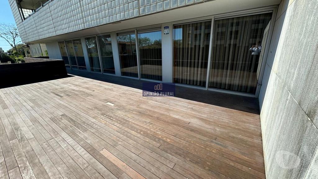 Imóveis para alugar Vila Nova de Gaia - Fotos para Apartamento T3 com Terraço e Garagem Box para 2 Carros