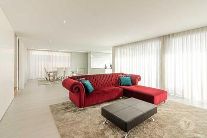 Apartamentos para vender - Fotos para Matosinhos-Moradia Isolada de Luxo C Piscina- Matosinhos (SS0775)