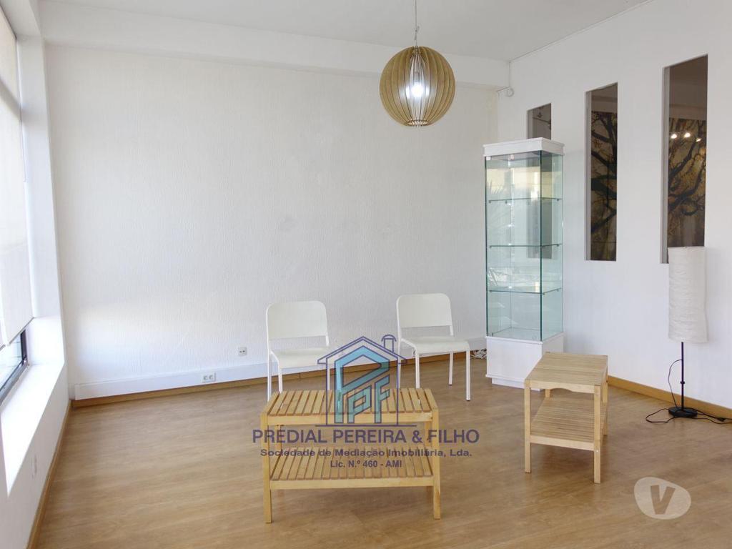 Comprar Loja Gondomar - Fotos para Estabelecimento - Baguim Alto da Serra Próx. Rotunda Alto...