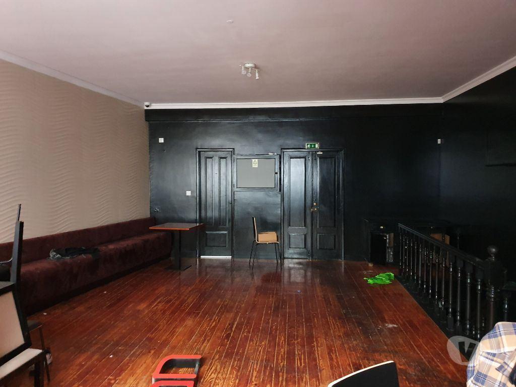Comprar Loja Porto - Fotos para Restaurante Bar na Rua da Fabrica-Porto