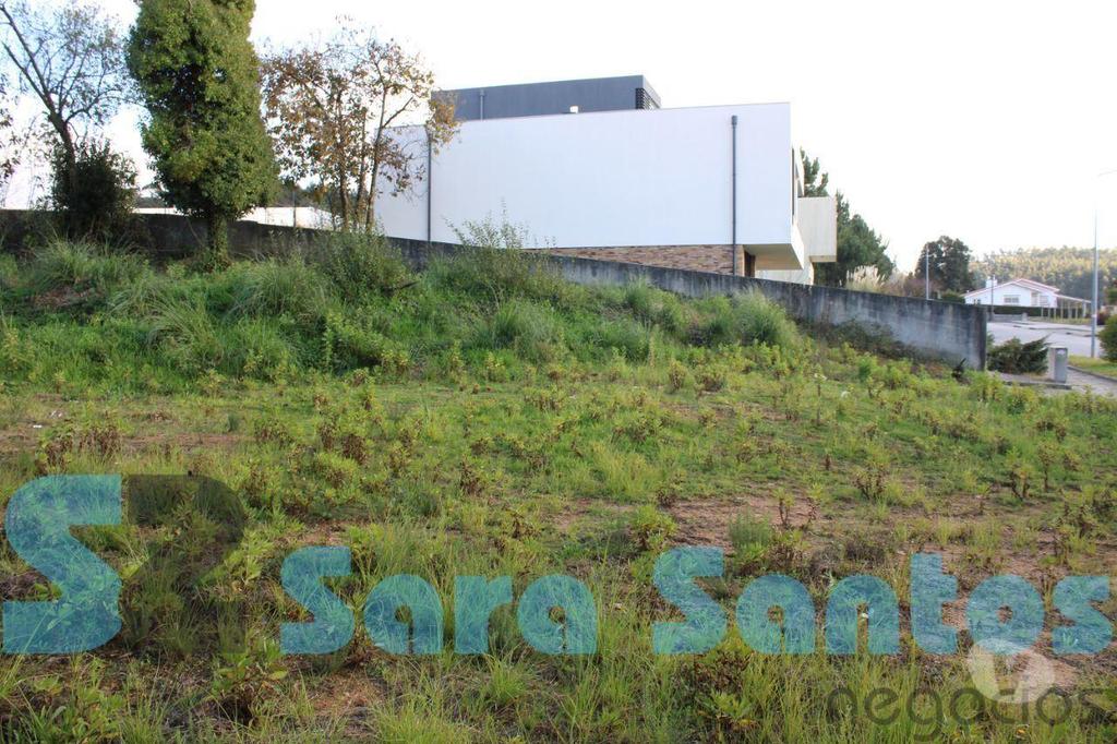 Terrenos Vila Nova de Gaia - Fotos para Lote Terreno C 1496M2 junto ao Cruzamento Avintes-Gaia (SS0910)