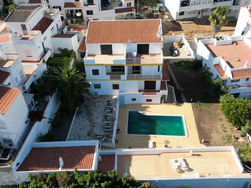 Apartamentos a venda Albufeira - Fotos para Residencial com 8 Apartamentos (T1 e T2) em Albufeira