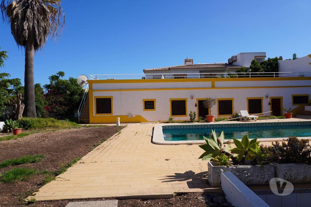 Apartamentos a venda Albufeira - Fotos para Residencial com 8 Apartamentos (T1 e T2) em Albufeira