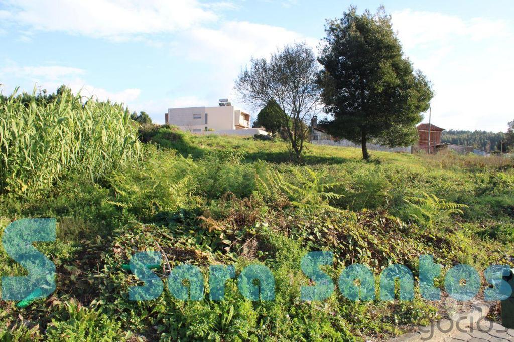 Terrenos Vila Nova de Gaia - Fotos para Lote Terreno C 465M2 junto ao Cruzamento Avintes-Gaia (SS0909)