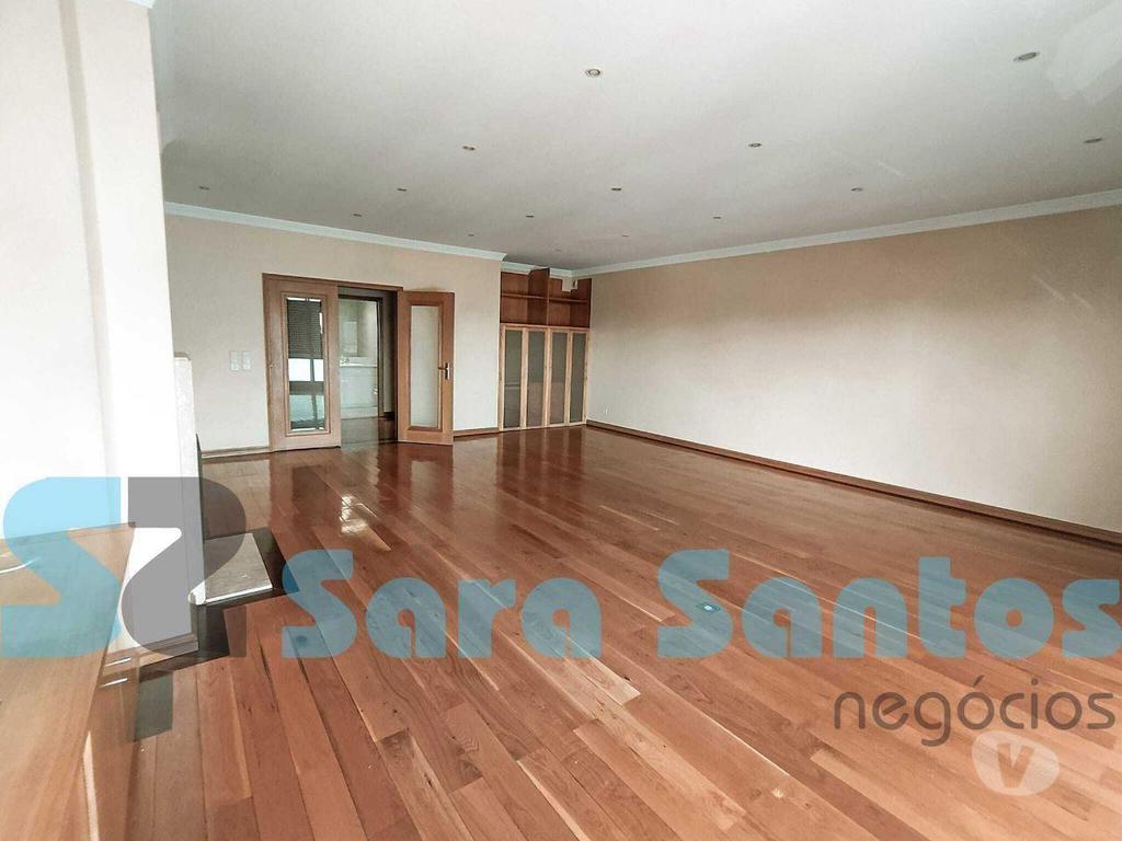 Apartamentos a venda Vila Nova de Gaia - Fotos para T3 Luxo J. Camilo C Garagem Ind. 4 Carros-Gaia (SS0908)