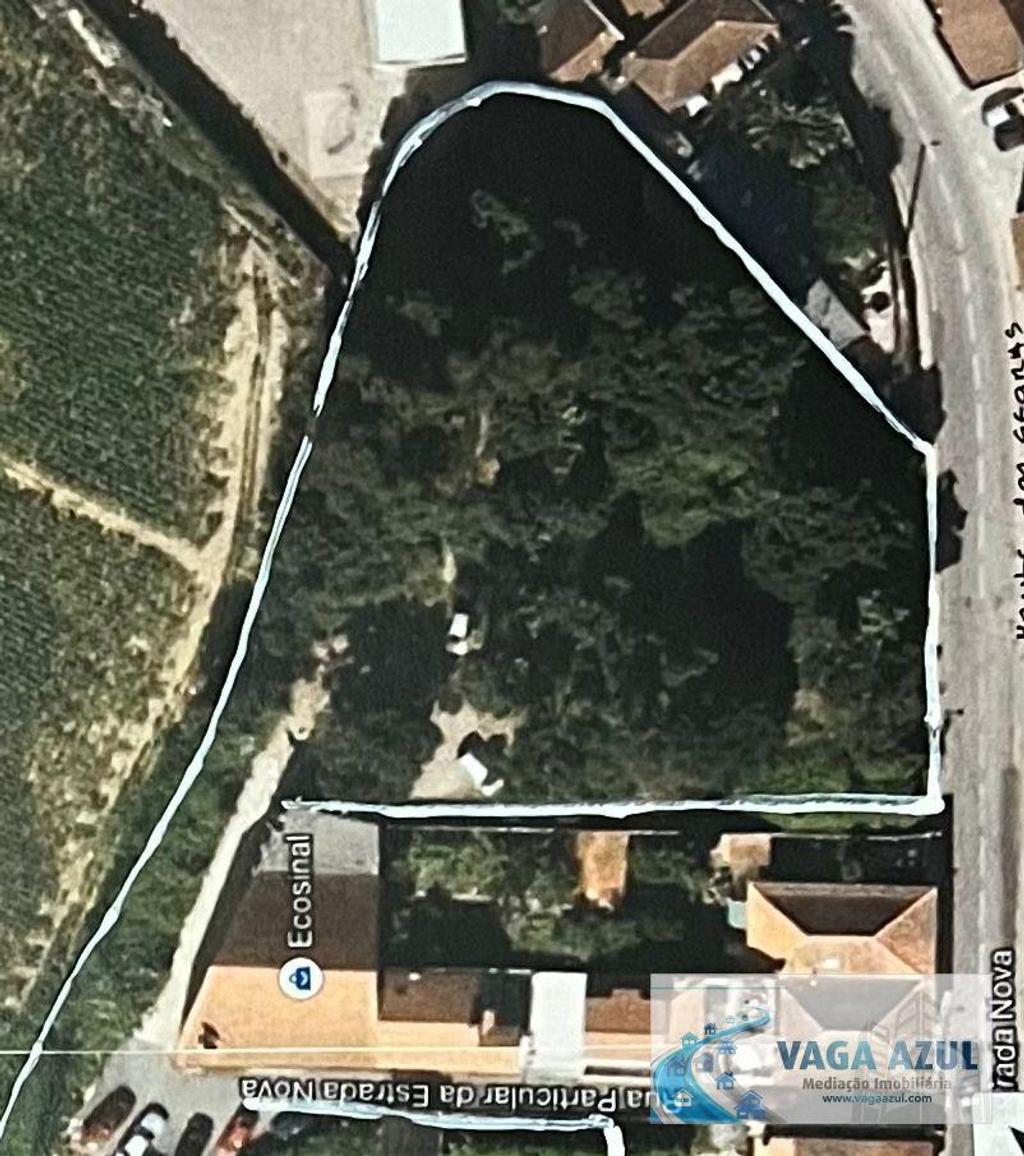 Terrenos Gondomar - Fotos para Terreno em zona ARU com 2.200 m2 ao Centro Escolar da