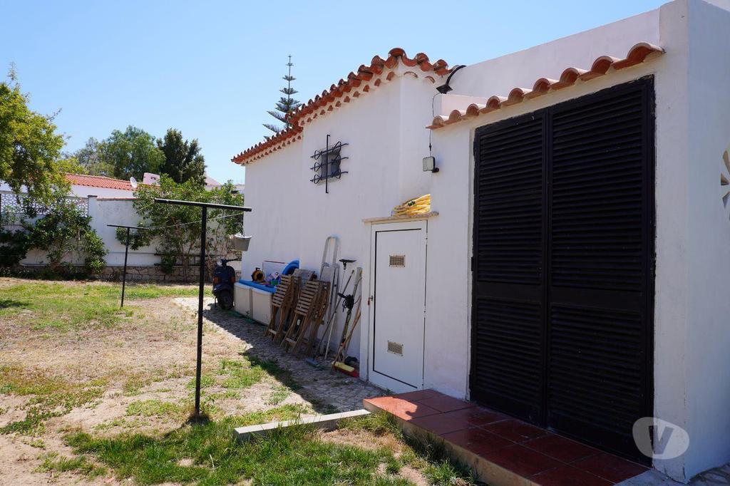 Apartamentos a venda Albufeira - Fotos para Excelente Moradia com Piscina no Centro de Albufeira (ALBF 00151)