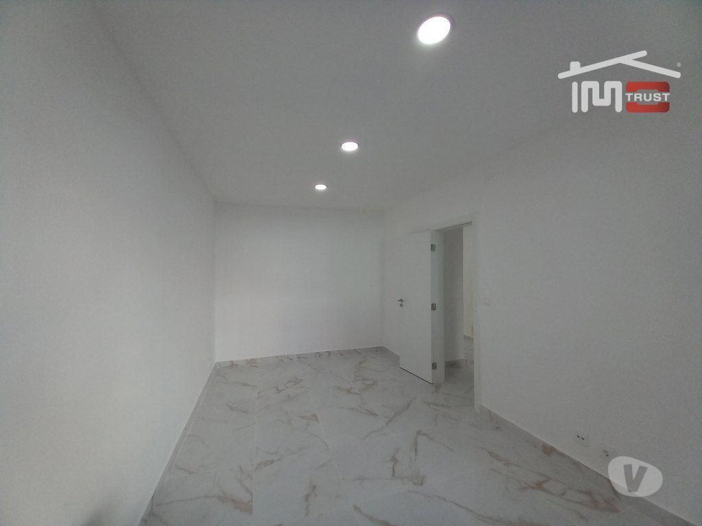Apartamentos a venda Seixal - Fotos para Seixal-Apartamento T2 Remodelado - Cruz de Pau - 319 (6-A-000967)