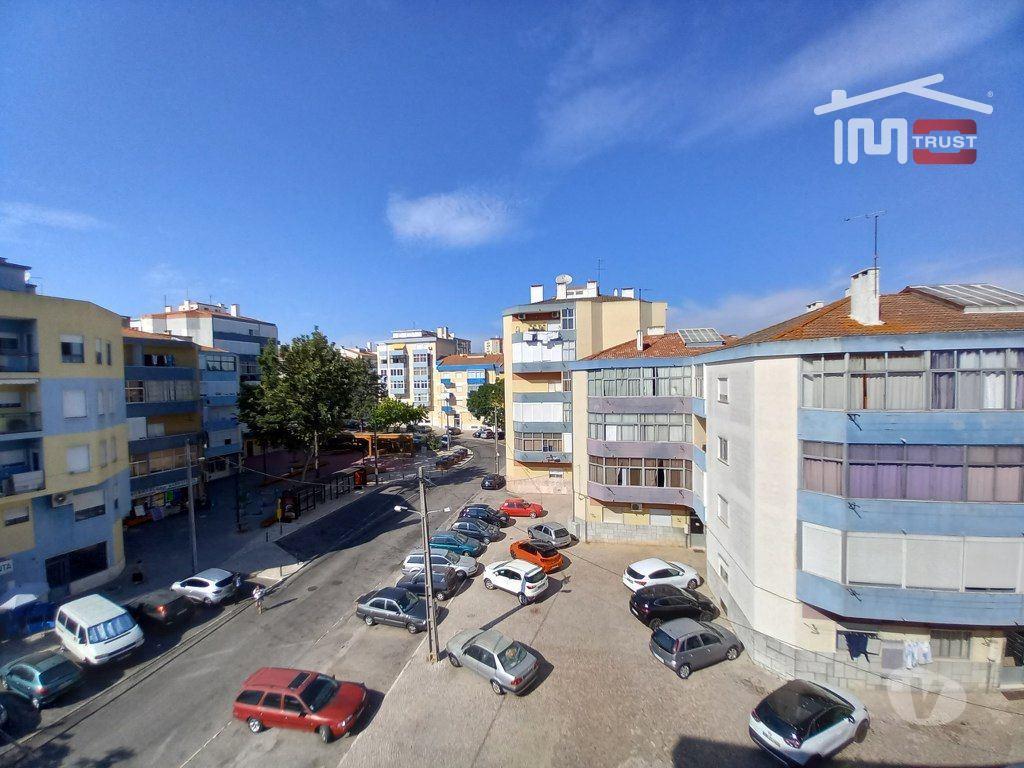 Apartamentos a venda Seixal - Fotos para Seixal-Apartamento T2 Corroios - Vista Rio - 364 (6-A-001047)