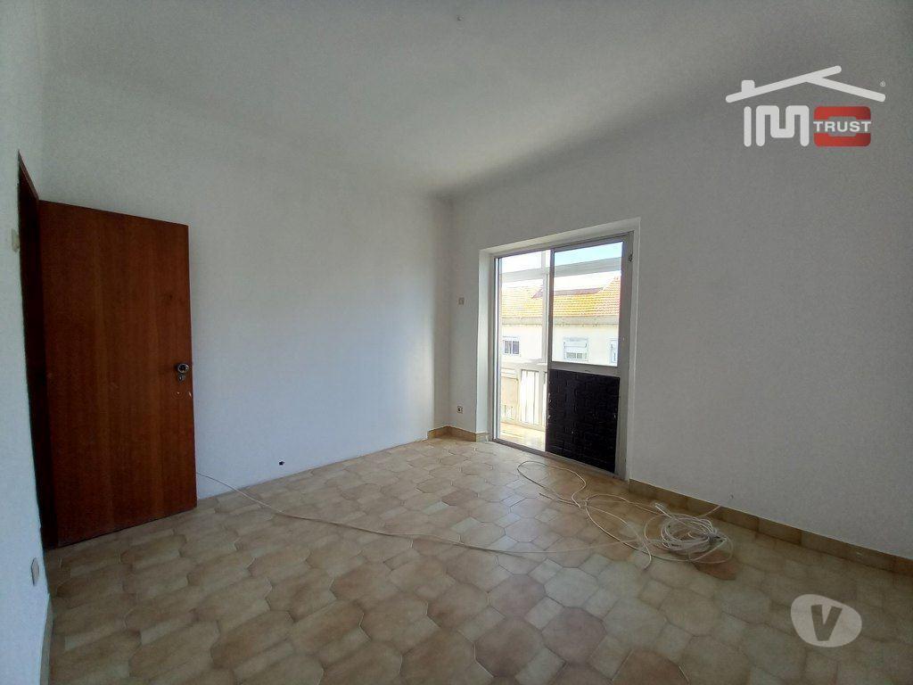 Apartamentos a venda Seixal - Fotos para Seixal-Apartamento T3 c Marquize - Fogueteiro - 325 (6-A-000947)