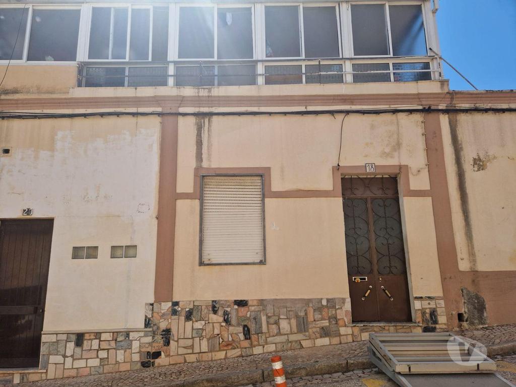 Apartamentos a venda Portimão - Fotos para Portimao-Moradia T5 para recuperar, Portimão Centro (VLM 00241)