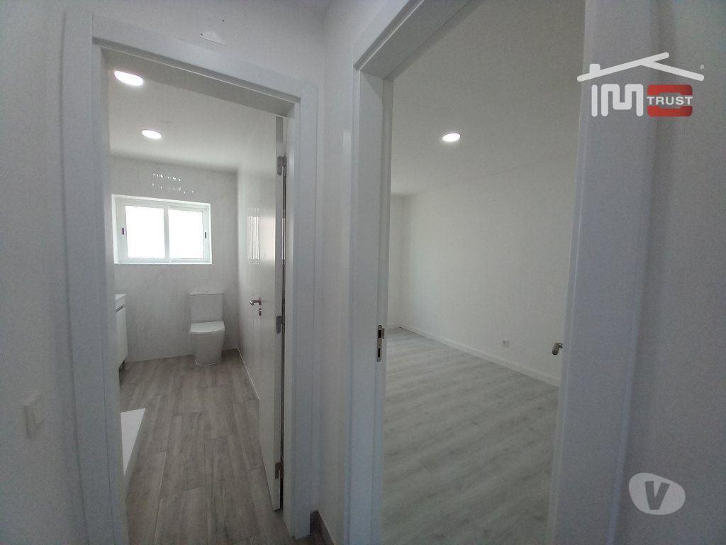 Apartamentos a venda Mafra - Fotos para Apartamento T2 R ch com logradouro, Remodelado - Ericeira - 248