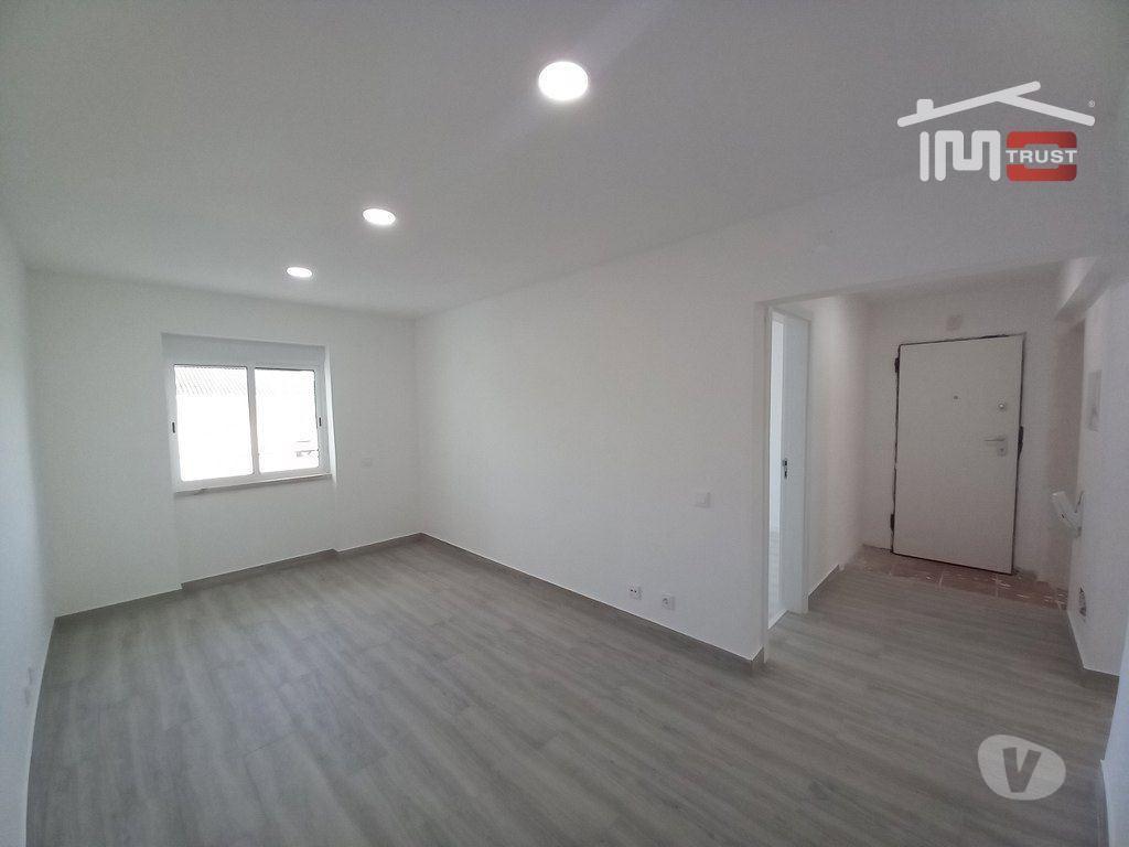 Apartamentos a venda Mafra - Fotos para Apartamento T2 R ch com logradouro, Remodelado - Ericeira - 248