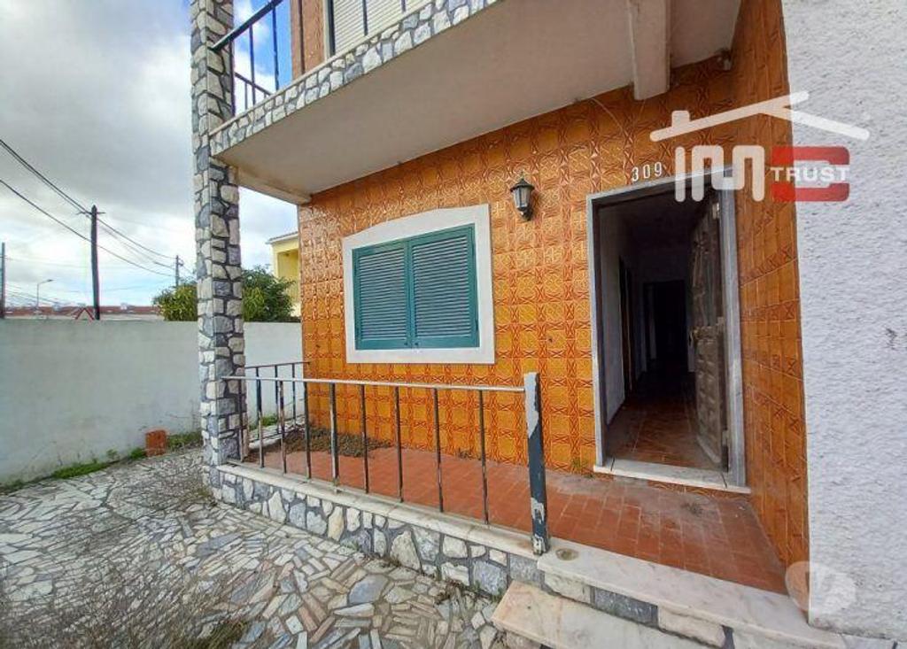 Apartamentos a venda Alcochete - Fotos para Moradia Bi-Familiar, T3, em São Francisco, Alcochete!!!