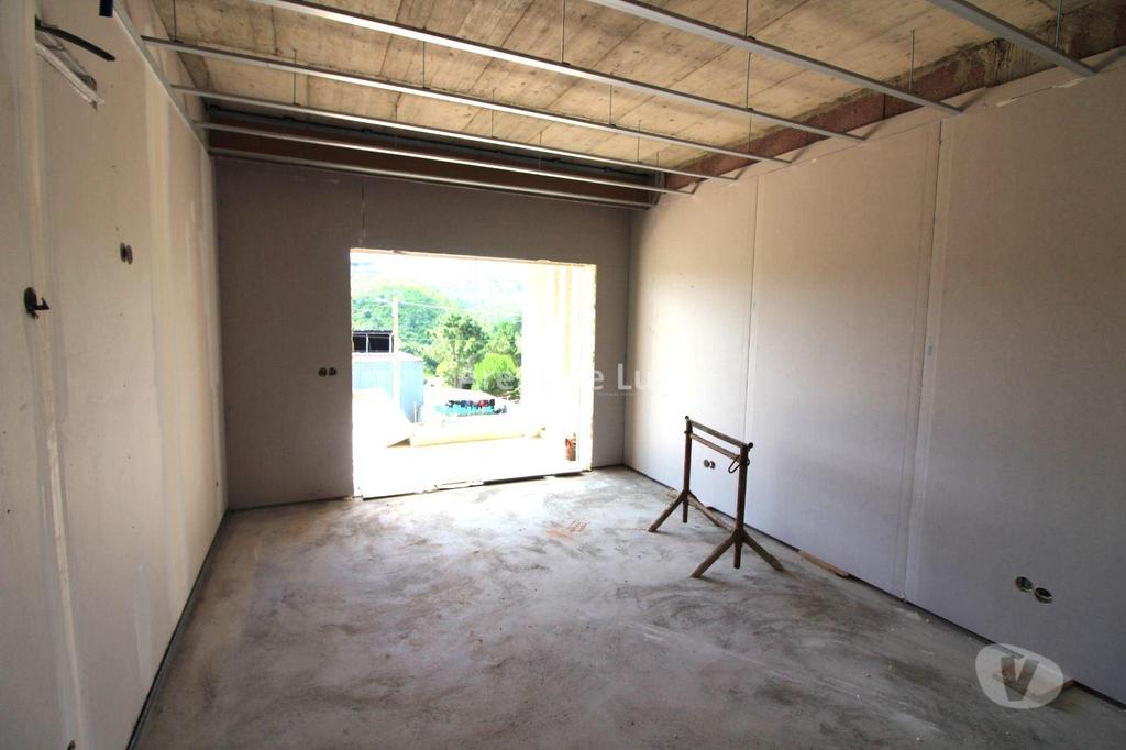 Apartamentos a venda Leiria - Fotos para Moradia Unifamiliar com Piscina - Perto de Leiria (3513 24)