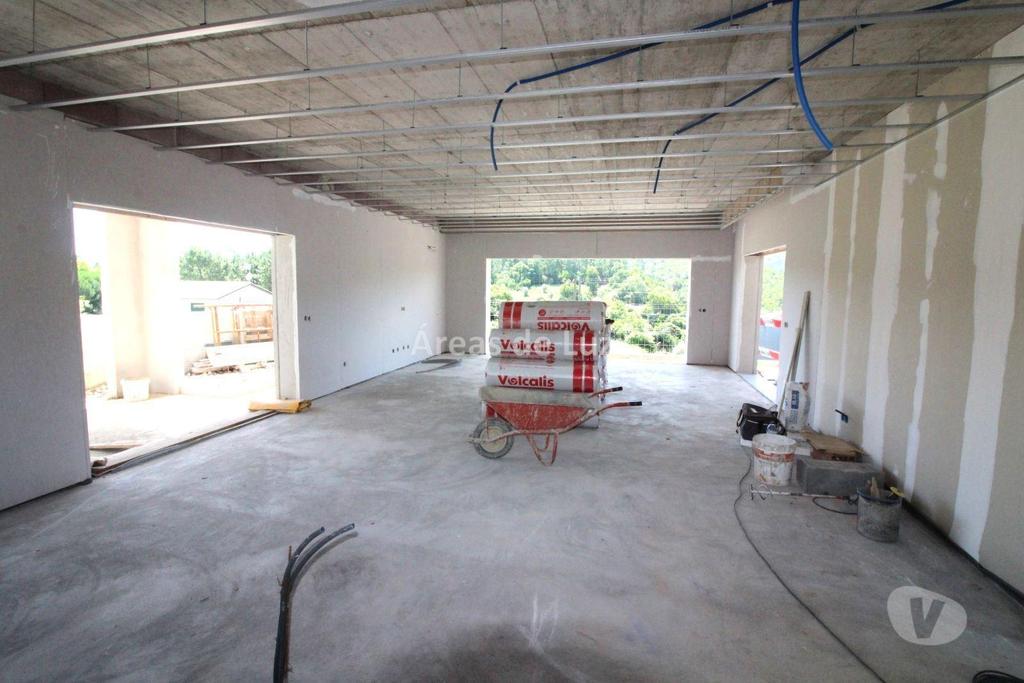 Apartamentos a venda Leiria - Fotos para Moradia Unifamiliar com Piscina - Perto de Leiria (3513 24)