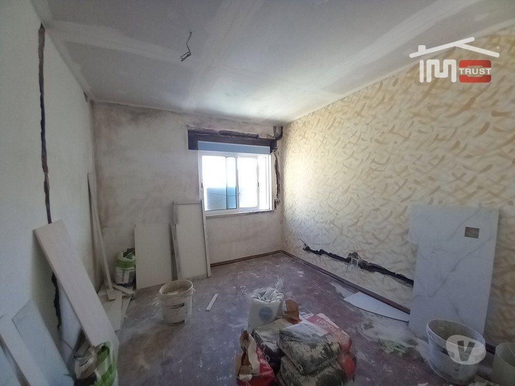 Apartamentos a venda Setúbal - Fotos para T2 Setúbal 2ºandar - Imóvel em Remodelação - 353 (6-A-001046)