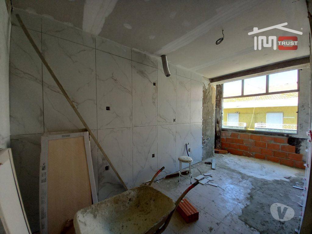 Apartamentos a venda Setúbal - Fotos para Setubal-T2 Totalmente Remodelado em Setúbal - 352 (6-A-001048)
