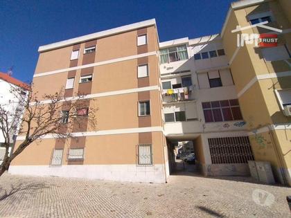 Casas a venda - Fotos para Apartamento T2 Remodelado 1ºandar - Baixa da Banheira
