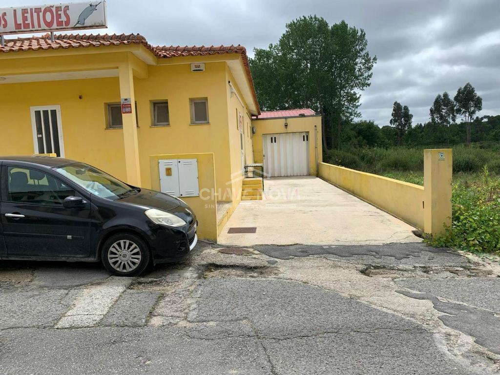 Comprar Loja Oliveira do Bairro - Fotos para Arrenda-se Restaurante "Casa dos Leitões" - Pronto a Funcionar