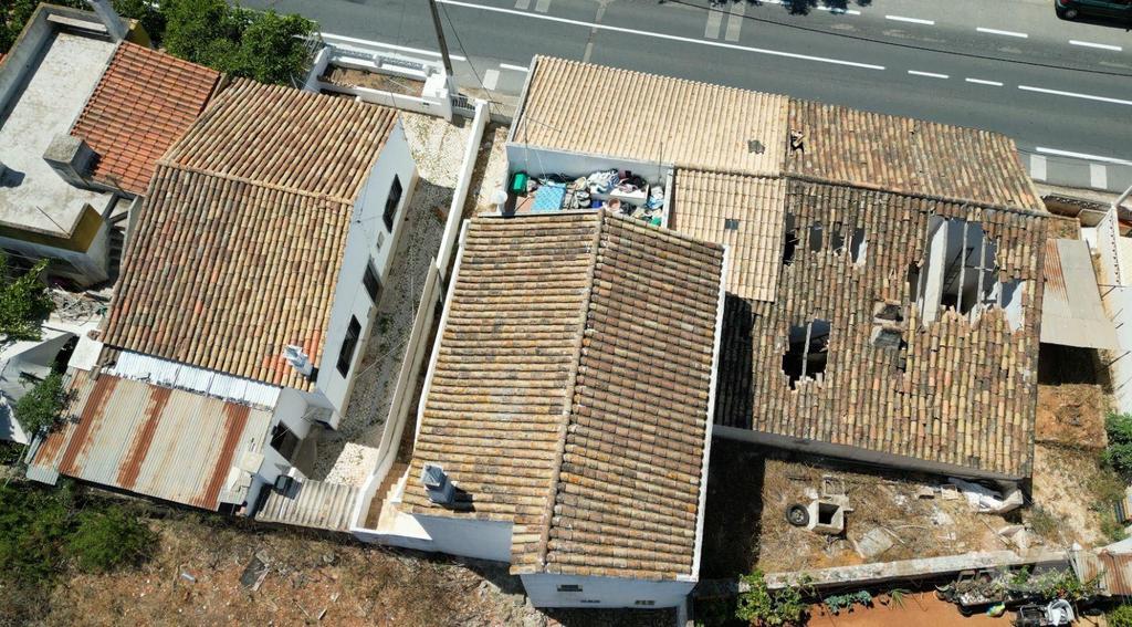 Comprar Loja Albufeira - Fotos para 3 Apartamentos (T2) com Vista para a Marina e Mar em...