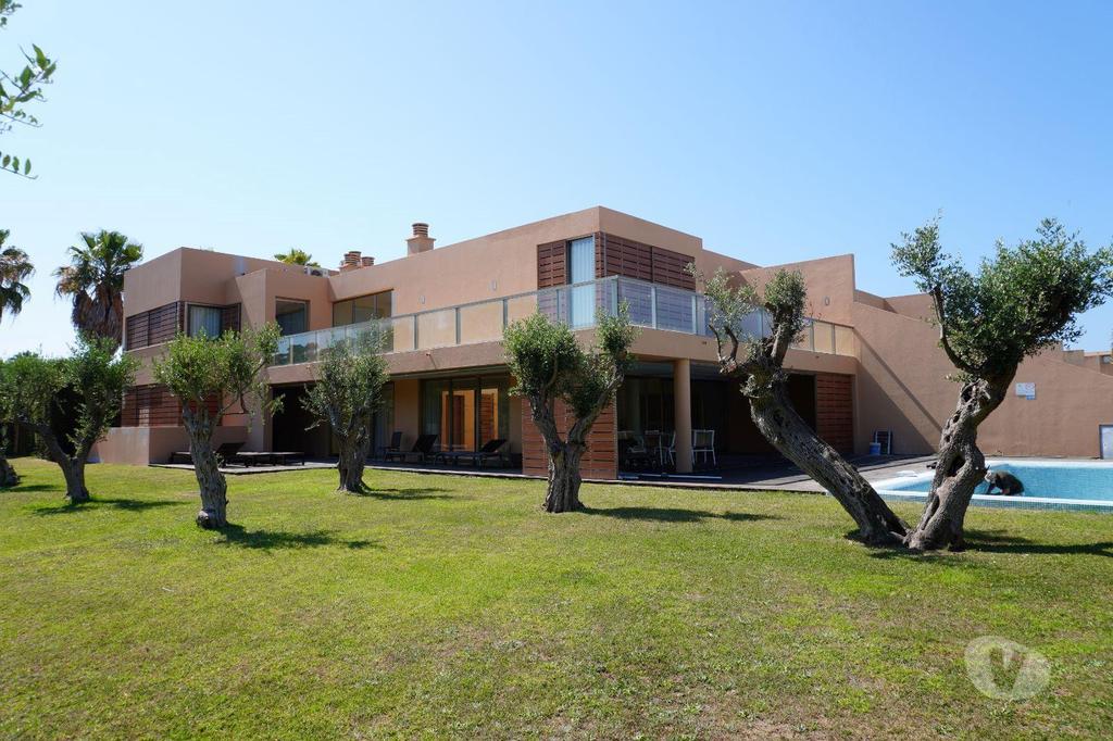 Apartamentos a venda Albufeira - Fotos para Luxuosa Moradia de V4 na Herdade dos Salgados com Piscina -