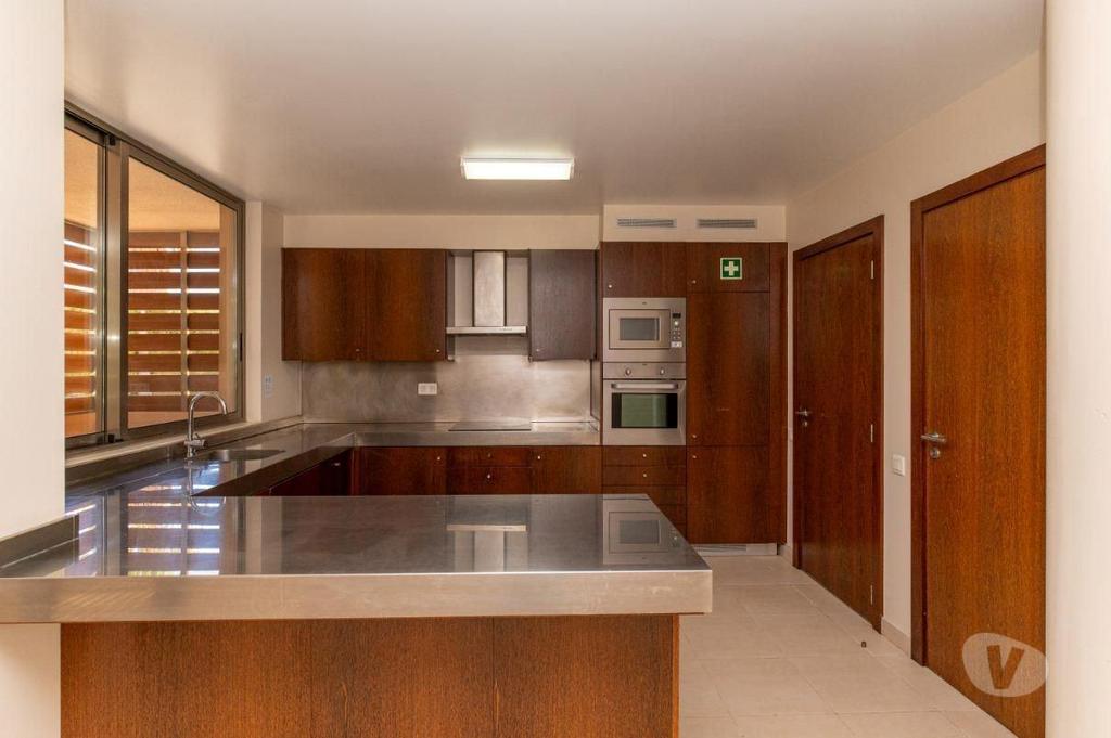 Apartamentos a venda Albufeira - Fotos para Luxuosa Moradia de V4 na Herdade dos Salgados com Piscina -